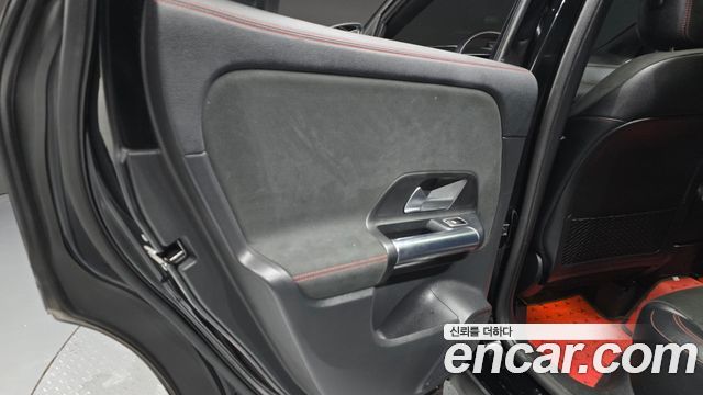 Mercedes-Benz GLA-Class (H247) GLA250 4MATIC 2020 — фото 25