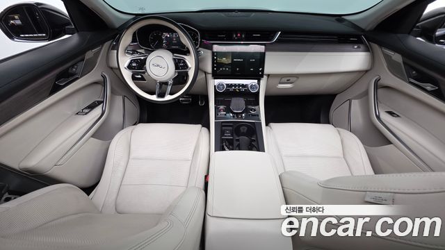 Jaguar F-PACE P 250 SE 2022 — фото 7