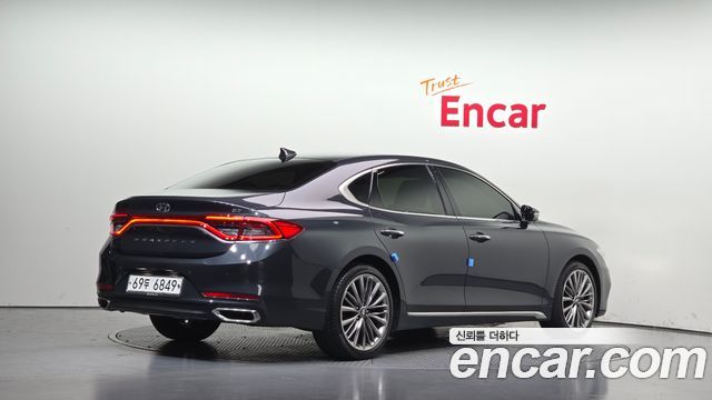 Hyundai Grandeur (IG) 3.0 Exclusive Special 2018 — фото 2