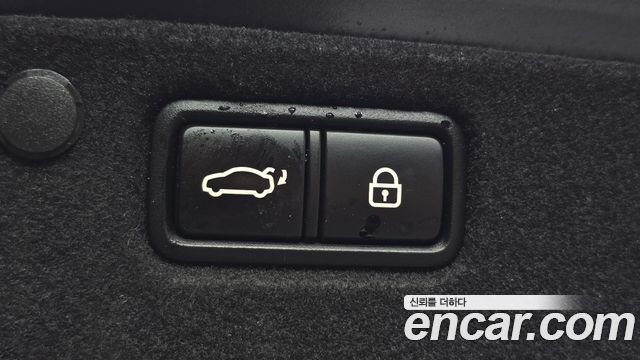 Hyundai Grandeur (IG) 3.0 Exclusive Special 2018 — фото 19