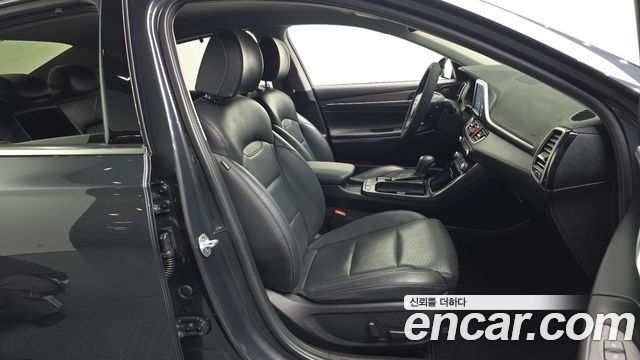 Hyundai Grandeur (IG) 3.0 Exclusive Special 2018 — фото 26