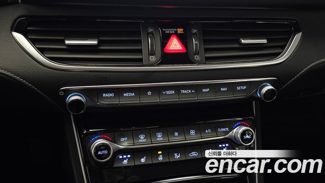 Hyundai Grandeur (IG) 3.0 Exclusive Special 2018 — фото 32