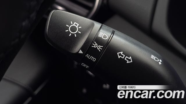 Hyundai Grandeur (IG) 3.0 Exclusive Special 2018 — фото 35
