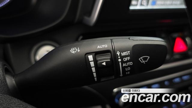 Hyundai Grandeur (IG) 3.0 Exclusive Special 2018 — фото 38