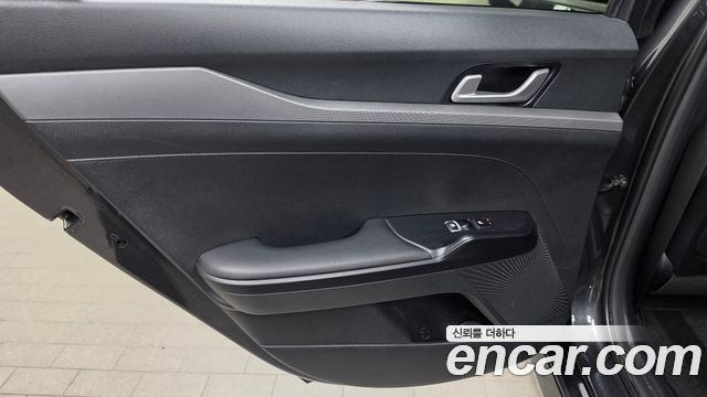 Kia K5 (III) 2.0 Prestige 2020 — фото 25