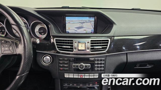 Mercedes-Benz E-Class (W212) E220 Bluetec Avantgarde Sport 2015 — фото 13