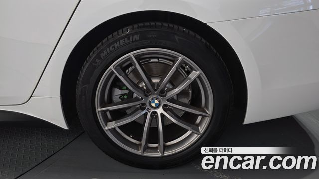 BMW 5 Series (G30) 520d xDrive M Sport Package Plus 2018 — фото 21