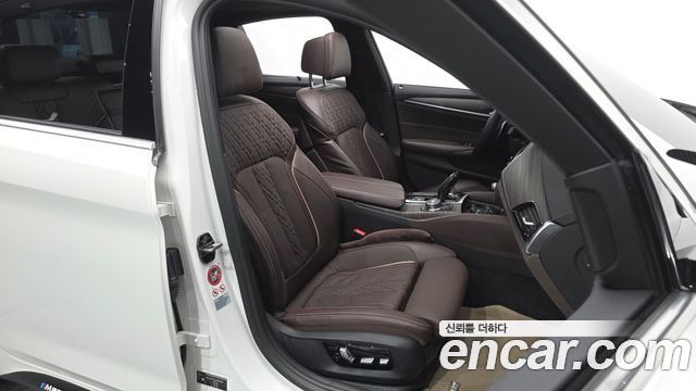 BMW 5 Series (G30) 520d xDrive M Sport Package Plus 2018 — фото 26