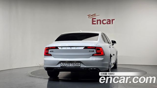 Volvo S90 D5 AWD Inscription 2019 — фото 4