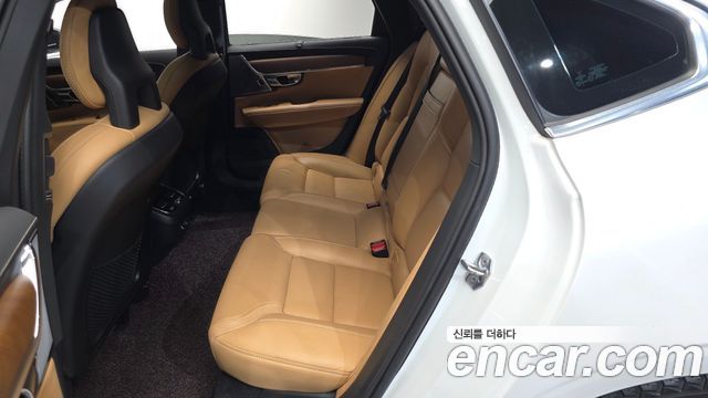 Volvo S90 D5 AWD Inscription 2019 — фото 15