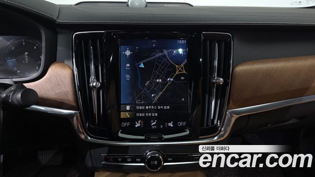 Volvo S90 D5 AWD Inscription 2019 — фото 17