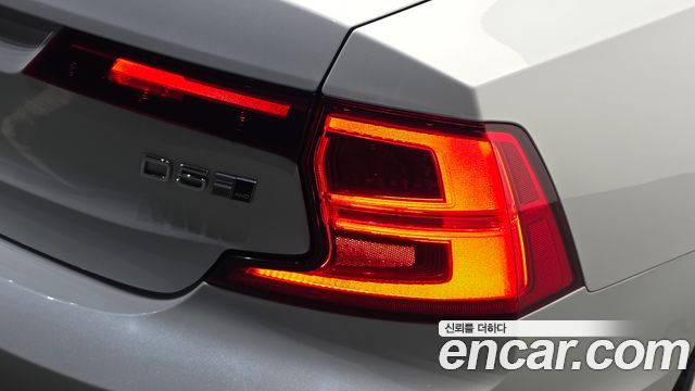 Volvo S90 D5 AWD Inscription 2019 — фото 29