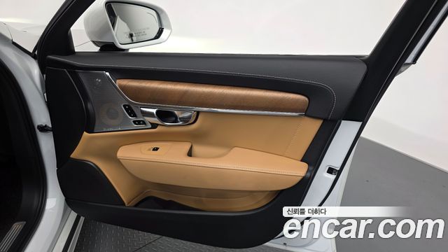 Volvo S90 D5 AWD Inscription 2019 — фото 30