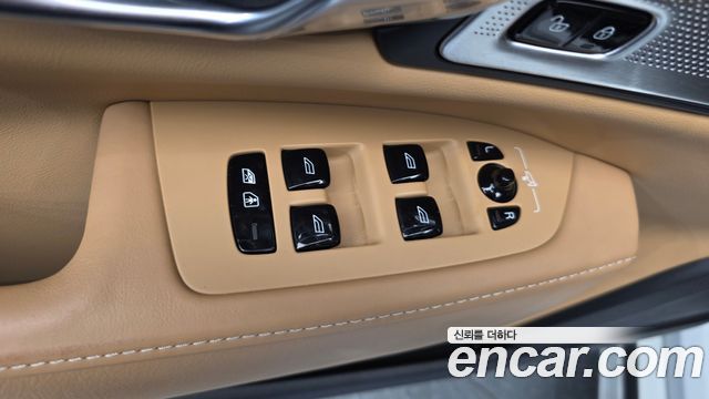 Volvo S90 D5 AWD Inscription 2019 — фото 34