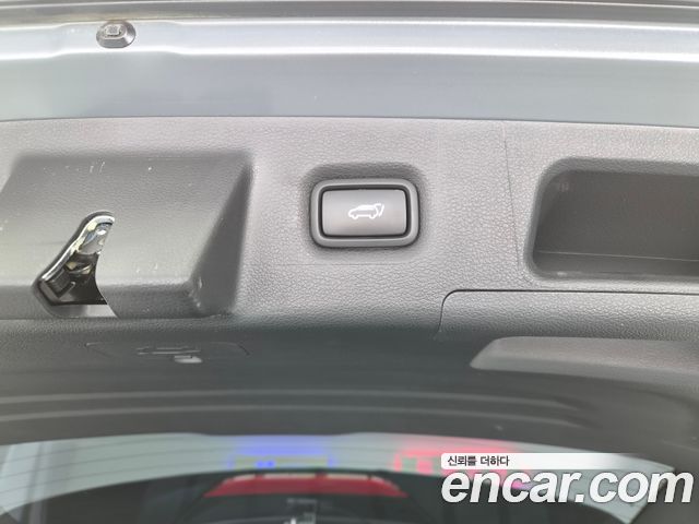 Hyundai Santa Fe HEV 1.6 4WD Exclusive 2022 — фото 7