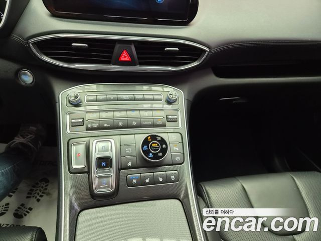 Hyundai Santa Fe HEV 1.6 4WD Exclusive 2022 — фото 17