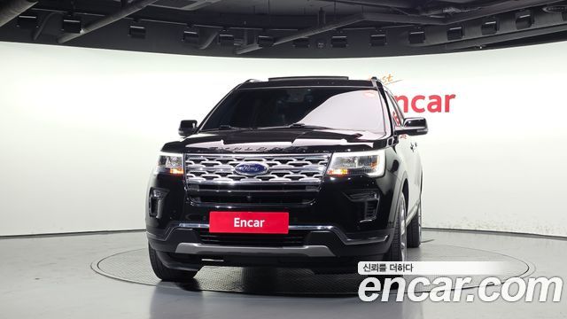 Ford Explorer 2.3 Limited 4WD 5th 2019 — фото 3