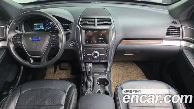 Ford Explorer 2.3 Limited 4WD 5th 2019 — фото 7