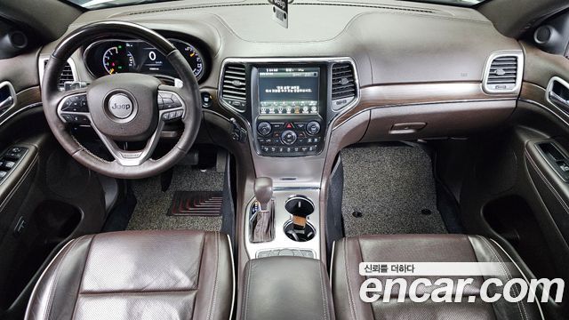 Jeep Grand Cherokee 3.0 Diesel Overland WK2 2018 — фото 7