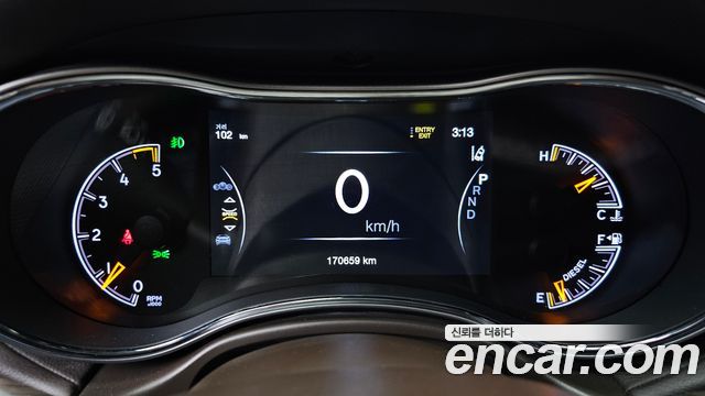 Jeep Grand Cherokee 3.0 Diesel Overland WK2 2018 — фото 8