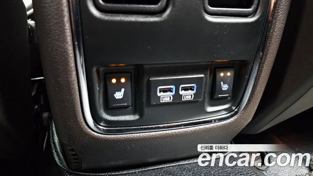 Jeep Grand Cherokee 3.0 Diesel Overland WK2 2018 — фото 19