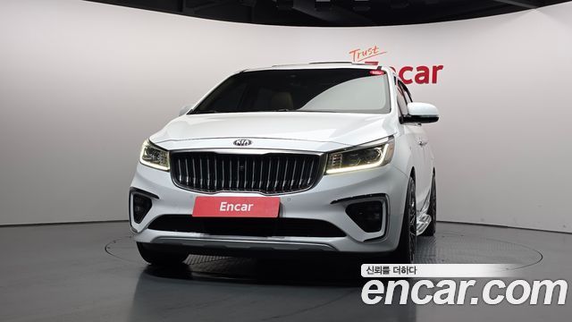Kia Carnival 9-Seater Noblesse Special 2019 — фото 3