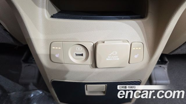 Kia Carnival 9-Seater Noblesse Special 2019 — фото 17