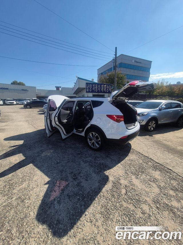 Hyundai Santa Fe (DM) Diesel(e-VGT) 2.0 2WD Premium 2013 — фото 21
