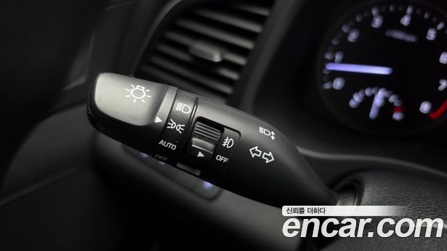 Hyundai Avante (AD) 1.6 GDI Value Plus 2018 — фото 18