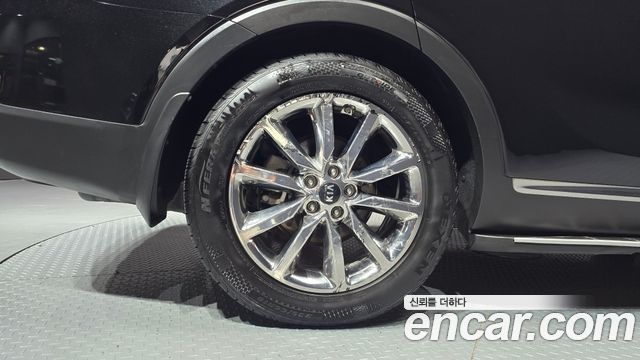 Kia Sorento Diesel 2.0 2WD Noblesse 2015 — фото 5