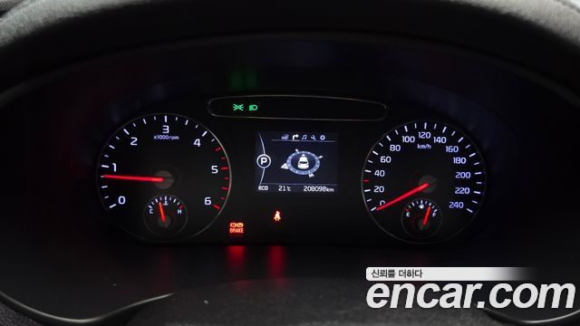 Kia Sorento Diesel 2.0 2WD Noblesse 2015 — фото 8