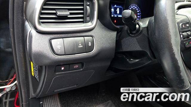 Kia Sorento Diesel 2.0 2WD Noblesse 2015 — фото 19