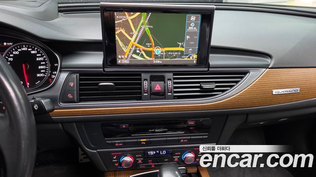 Audi A6 55 TDI Quattro Premium C7 2016 — фото 13