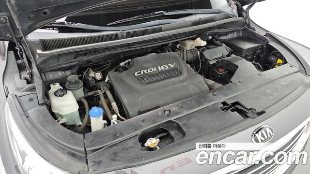 Kia Carnival 9-seater Prestige 2015 — фото 6