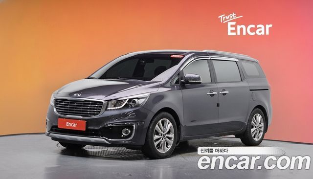 Kia Carnival 9-seater Prestige