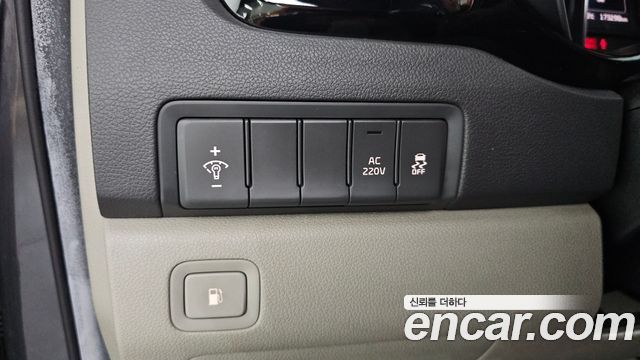 Kia Carnival 9-seater Prestige 2015 — фото 27
