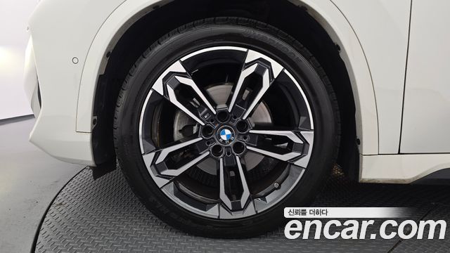 BMW X1 (U11) sDrive 18d M Sport 2024 — фото 5
