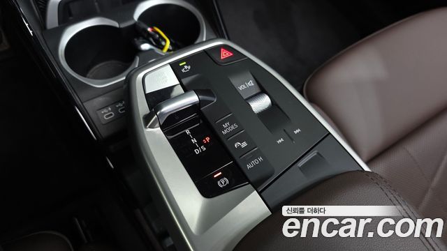 BMW X1 (U11) sDrive 18d M Sport 2024 — фото 9