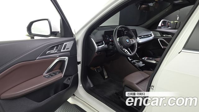 BMW X1 (U11) sDrive 18d M Sport 2024 — фото 10