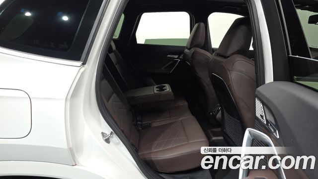 BMW X1 (U11) sDrive 18d M Sport 2024 — фото 11