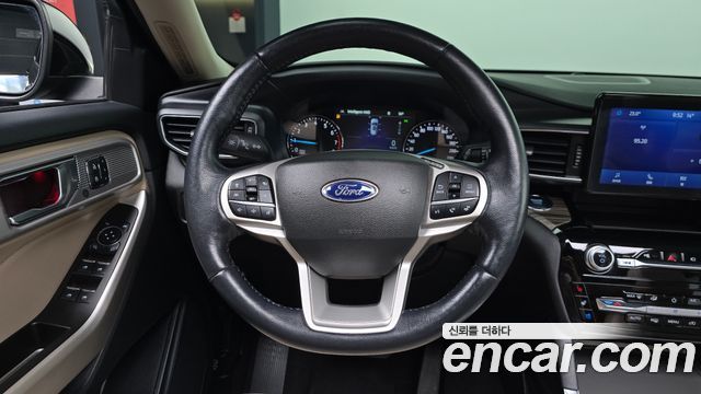 Ford Explorer (VI) 2.3 LimIted 4WD 2022 — фото 12