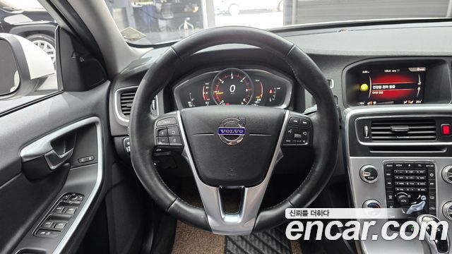 Volvo S60 D3 2nd 2017 — фото 13
