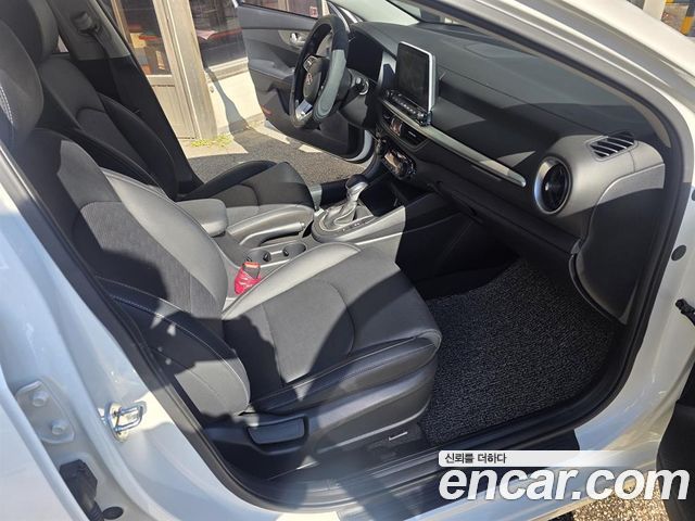Kia K3 Prestige 2019 — фото 16