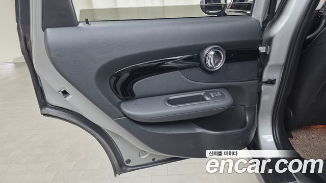 MINI Cooper Clubman Classic 2nd 2024 — фото 25