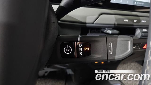 Kia EV3 Long Range 2WD AIr 2025 — фото 9