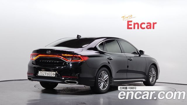 Hyundai Grandeur (IG) 2.4 Premium 2019 — фото 2