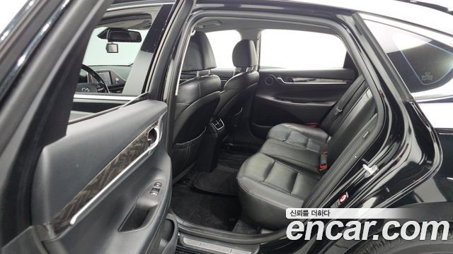 Hyundai Grandeur (IG) 2.4 Premium 2019 — фото 11