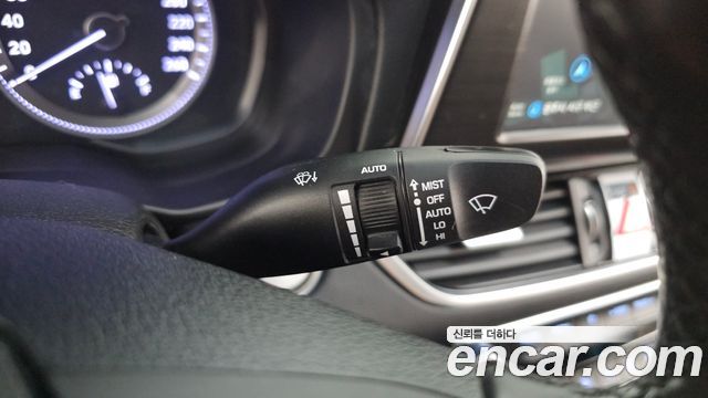 Hyundai Grandeur (IG) 2.4 Premium 2019 — фото 29
