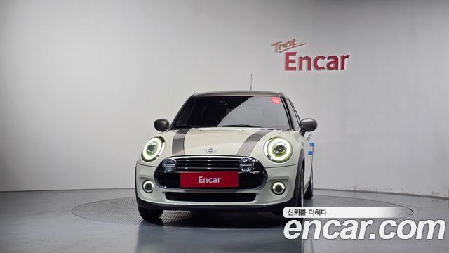 MINI Cooper 5Door Standard 3rd 2021 — фото 3