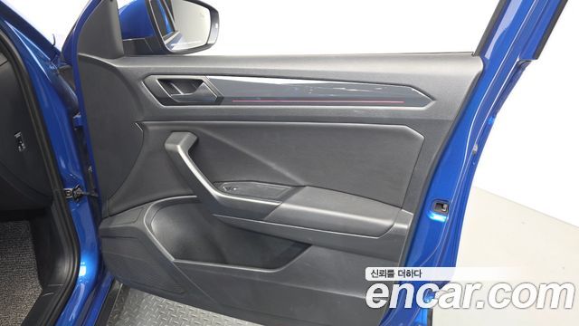 Volkswagen T-Roc 2.0 TDI Prestige 2021 — фото 24